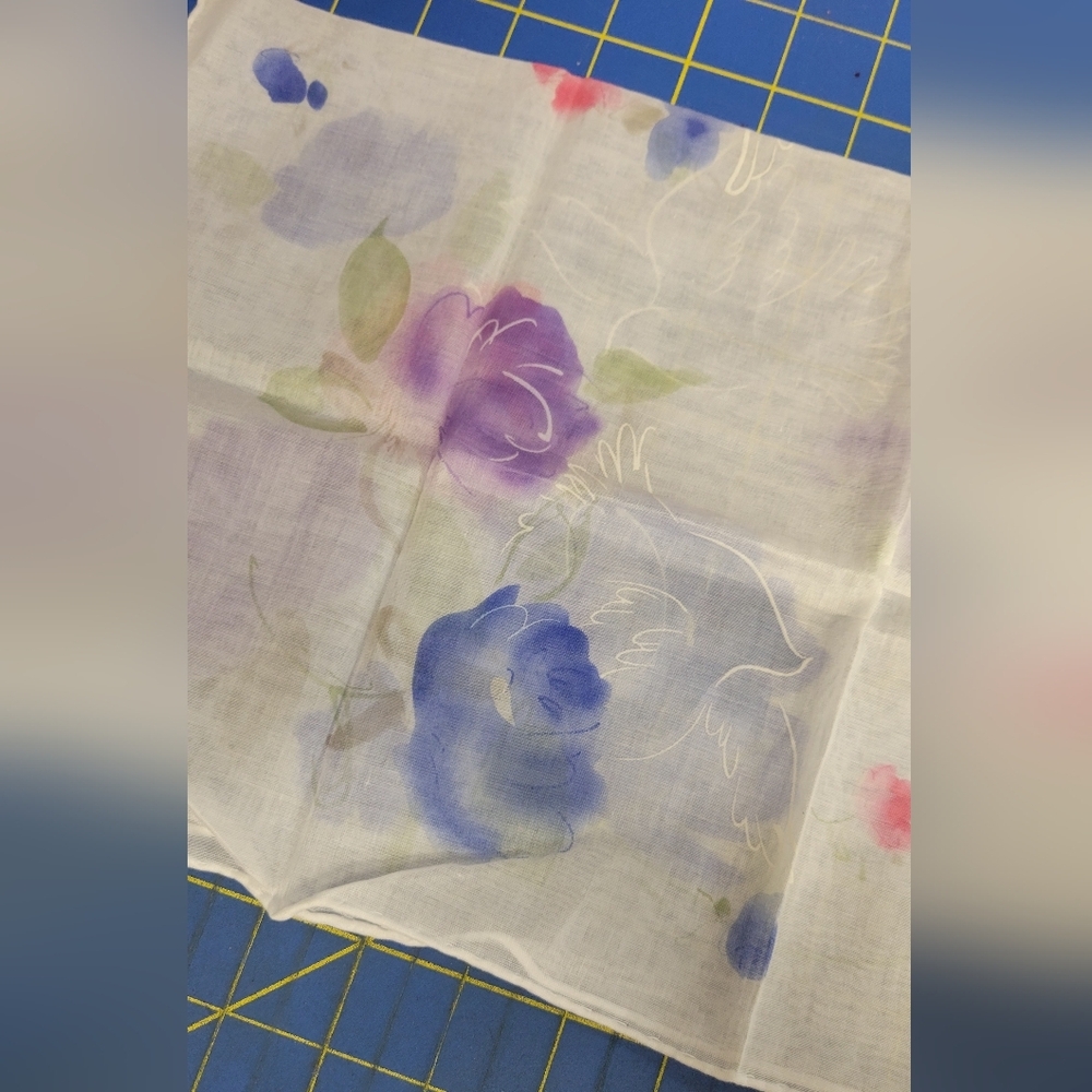 Nina Ricci Floral 18" Head Scarf - Picture 6 of 7